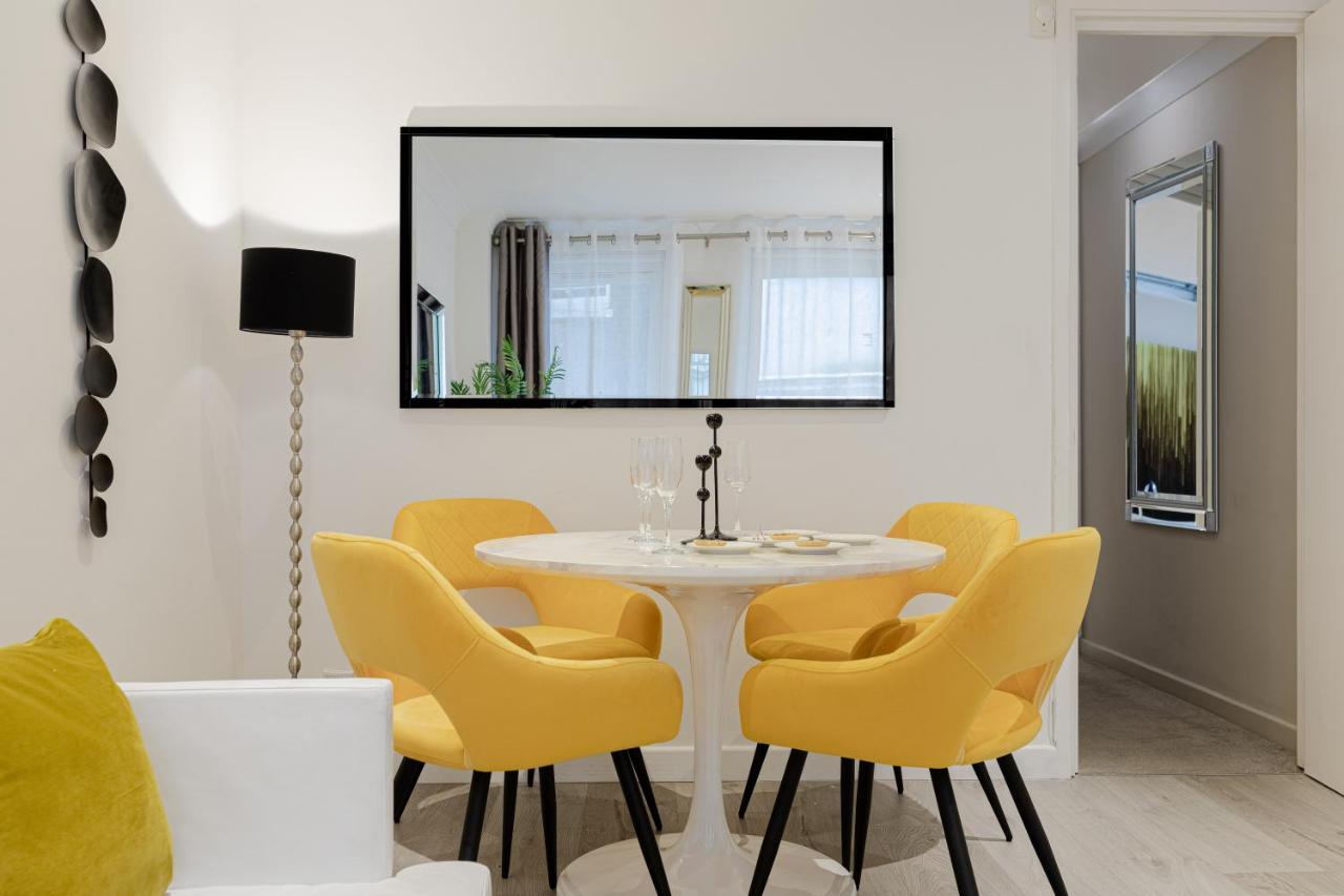 Explore The Most Exquisite West-End From A Harrods Family And Couple Home Londres Extérieur photo